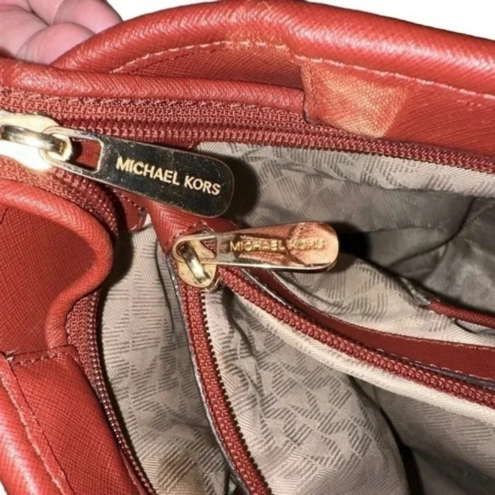 Michael Kors Tote Bag Large Burgundy Saffiano Leather‎ Jet Set Travel Zip Top